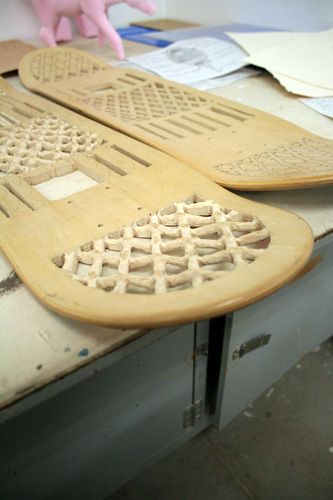jilaqami'g no'shoe, 2009 Carved Skateboards 22cm x 70cm x 4cm